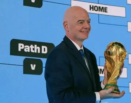 政治阴影笼罩伊朗女足亚洲杯 主力退队+记者逼问哈梅内伊 政治阴影笼罩伊朗女足亚洲杯 主力退队+记者逼问哈梅内伊